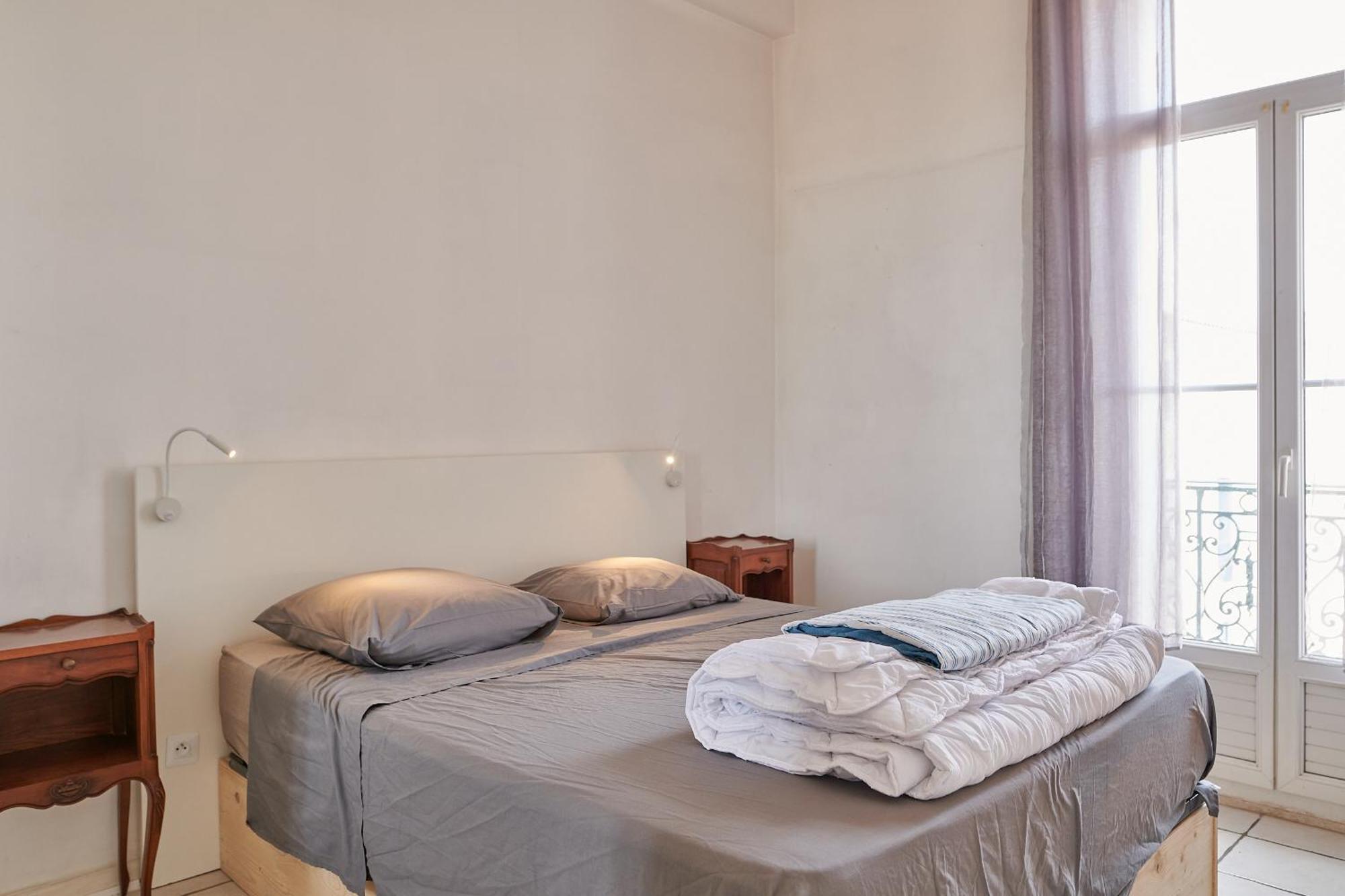 Grand Appartement Au Coeur De Сет Экстерьер фото